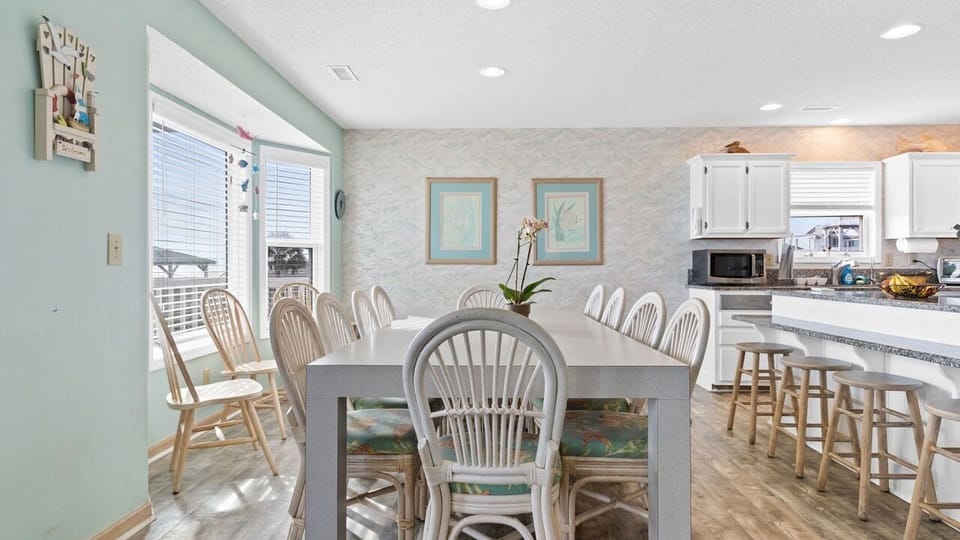 Large Kitchen Table