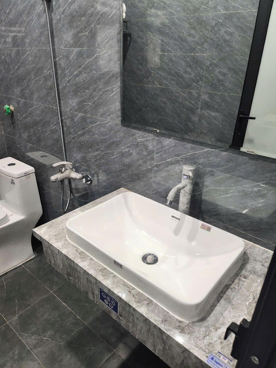 Basic Double Room, Patio, City View | Bathroom