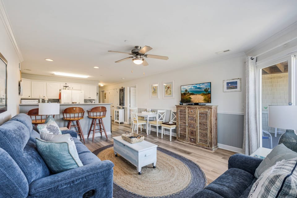 Welcome to your home away from home! Relax in this charming and inviting living room