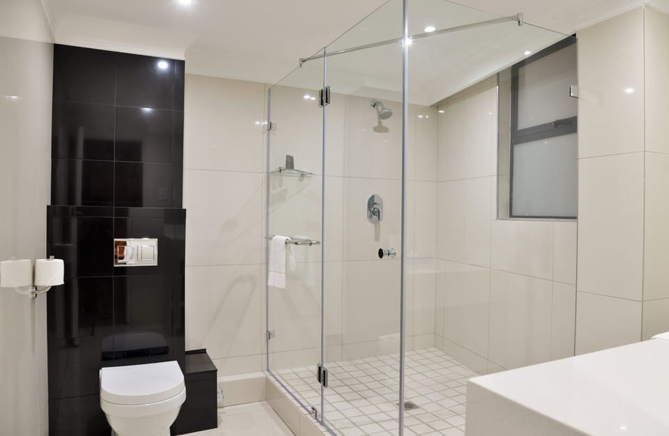 Suite, 1 Bedroom | Bathroom shower