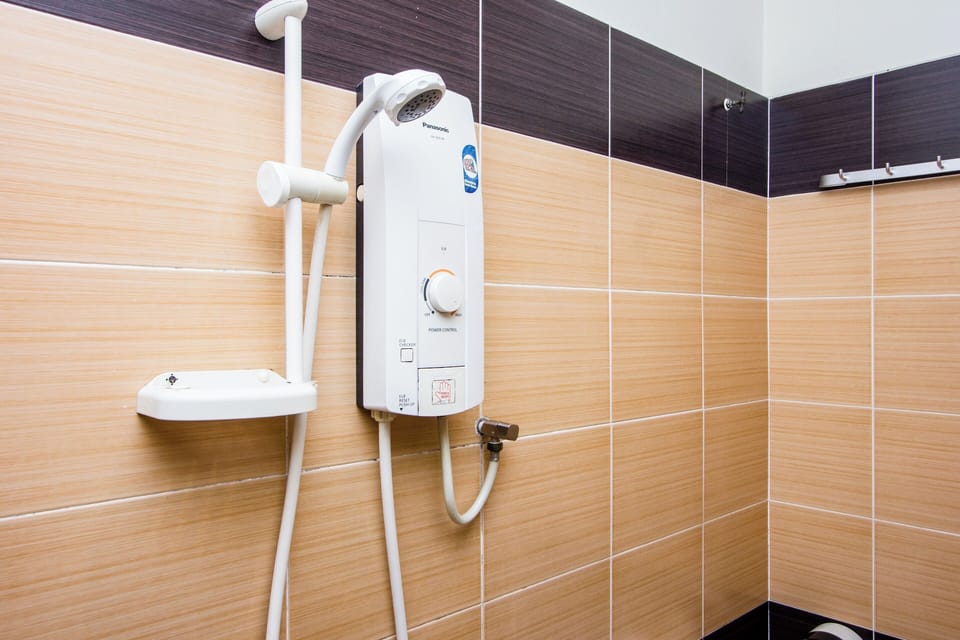 Superior Twin Room | Bathroom | Bidet