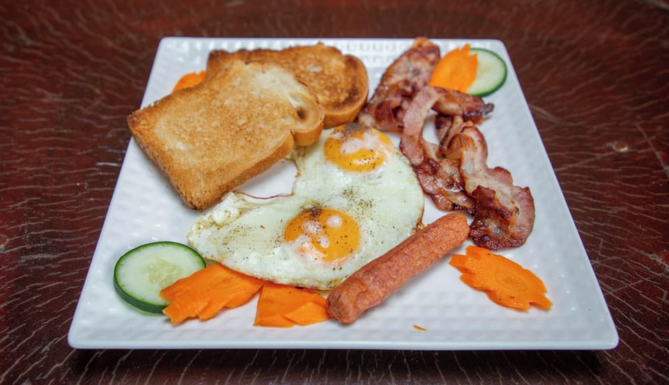Free daily cooked-to-order breakfast