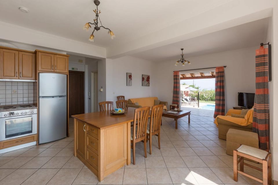 House | 3 bedrooms, soundproofing