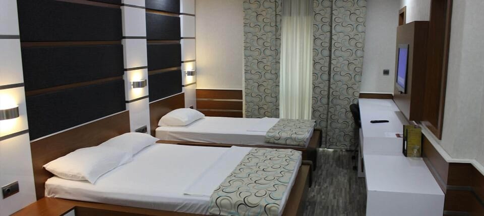 Classic Double or Twin Room | Laptop workspace, free WiFi