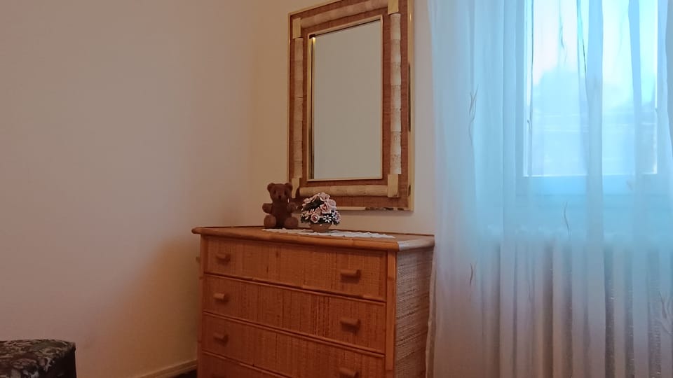 camera da letto 2
bed room 2