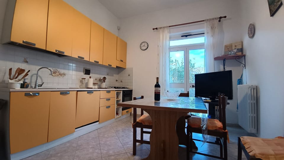 cucina completa
full kitchen