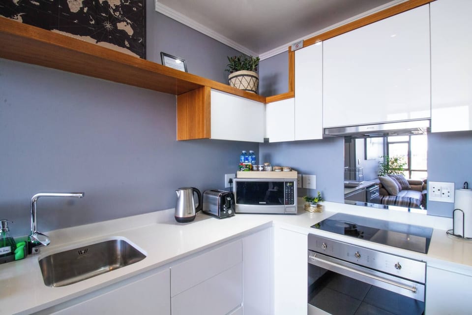 Apartment, 2 Bedrooms, Accessible, Balcony | Interior