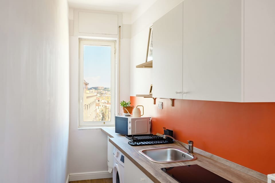 Apartment, 3 Bedrooms, Sea View, Tower | Private kitchen | Espresso maker, coffee/tea maker, electric kettle