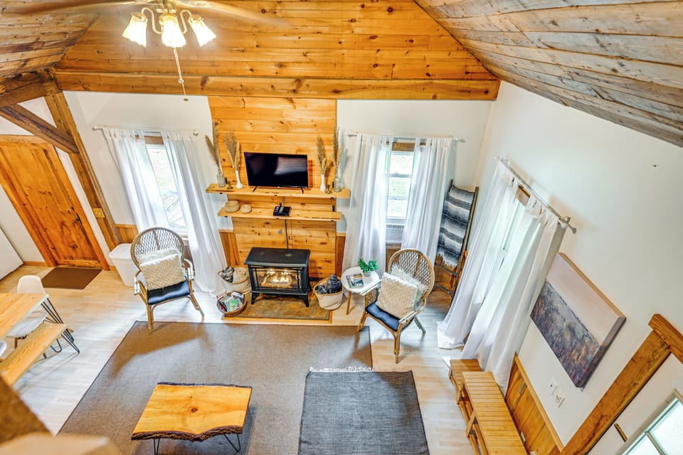 House (2 Bedrooms) | Interior