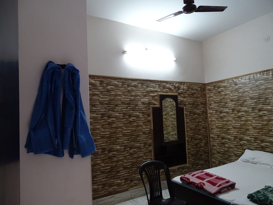 Deluxe Double Room | Premium bedding, desk, free WiFi