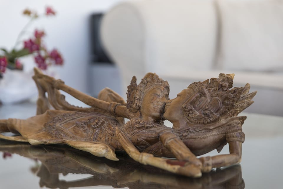 Junior Studio Suite, Sea View | Premium bedding, minibar, in-room safe, desk