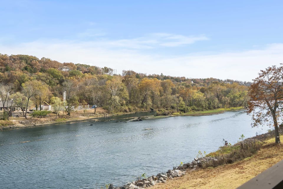 Unwind and enjoy the fresh air with a beautiful lake view from the deck