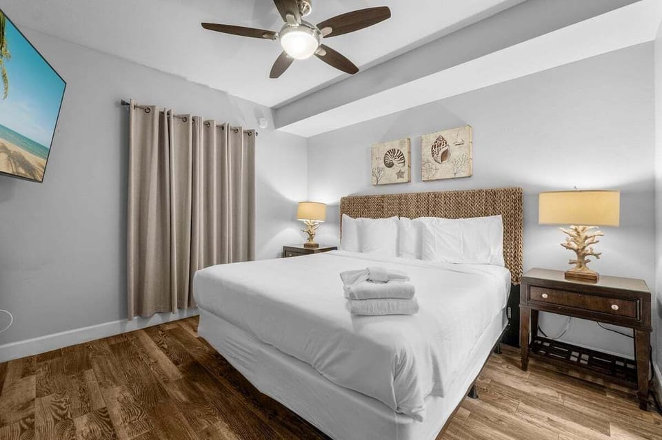Primary Bedroom with a king Bed