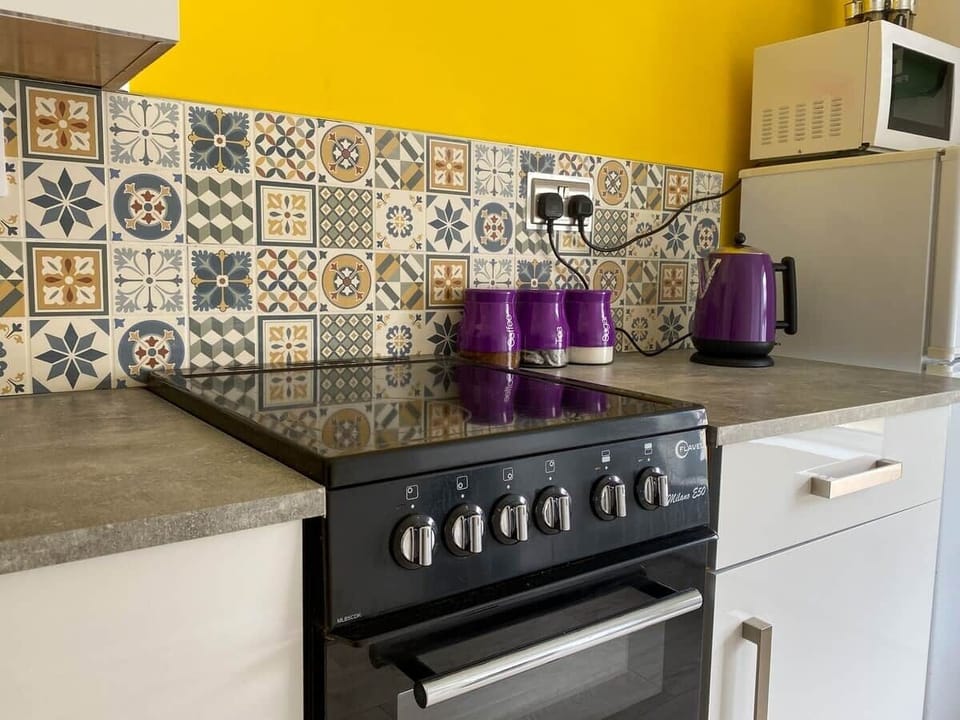 Oven and Hob