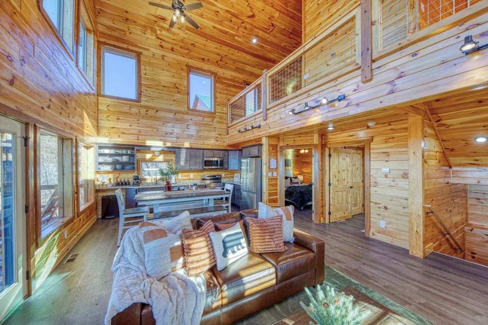 Spacious Open-Concept Living · Modern Kitchen & Cozy Seating
