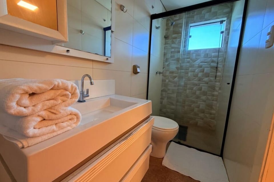 Shower, free toiletries, towels, soap