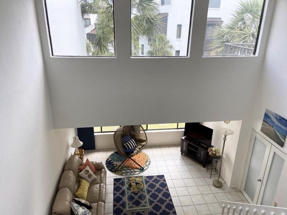 Rooftop Vibes – 2BR Loft in Tamarind on Manasota (860)