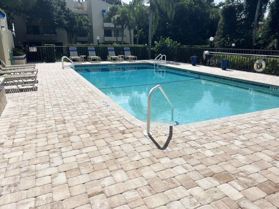 Lemon Bayview Villa - Heated Pool - Tennis - Dock (978)