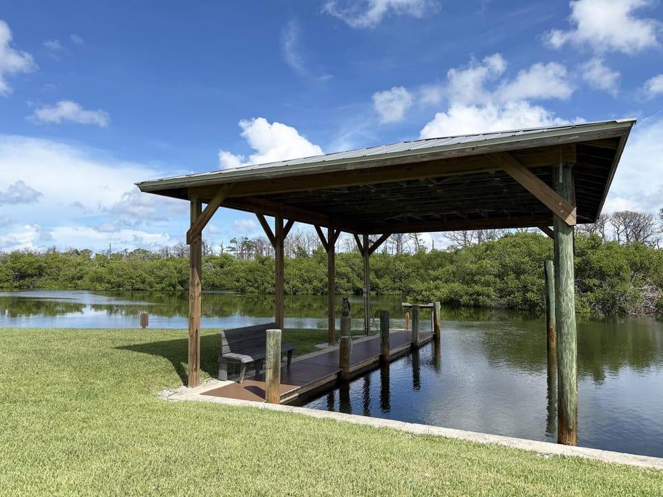 2BR on Oyster Creek – Boat Dock & Beach (4138)