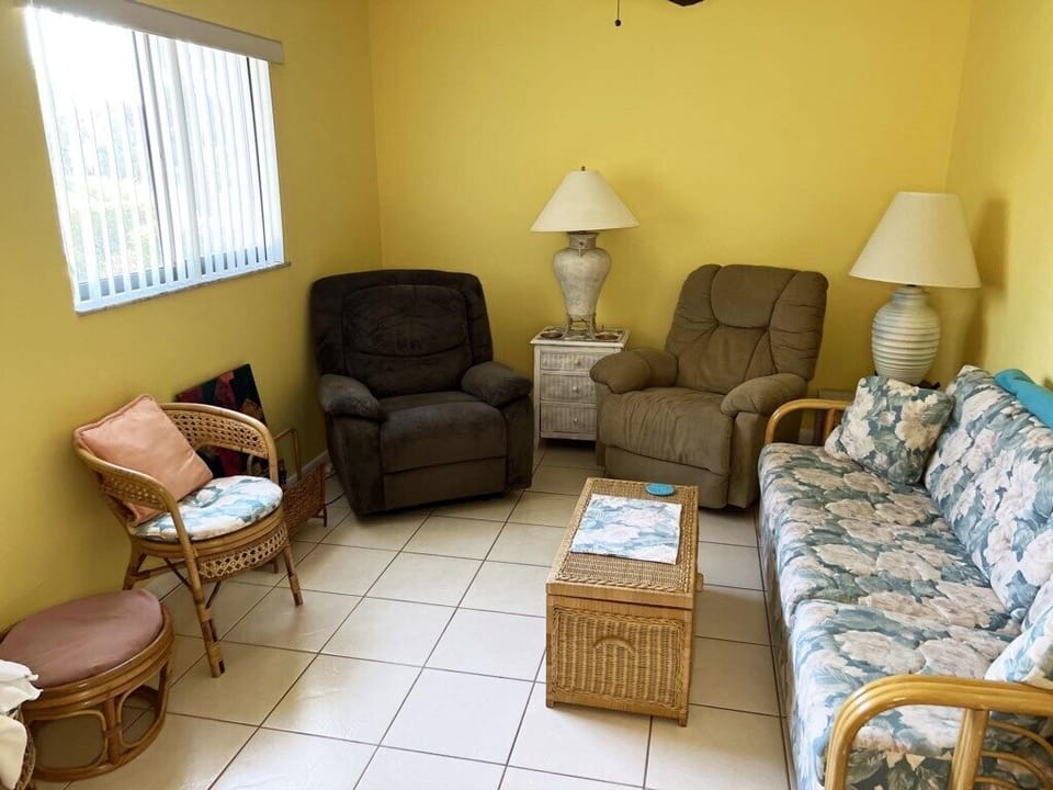 Tamarind Gulf & Bay 1BR w/ Pool & Beach Access (953)