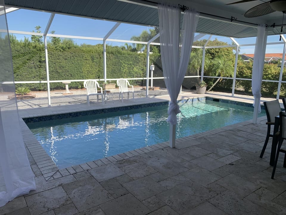 Charming 2BR Pool Home Near Manasota Key (1666)