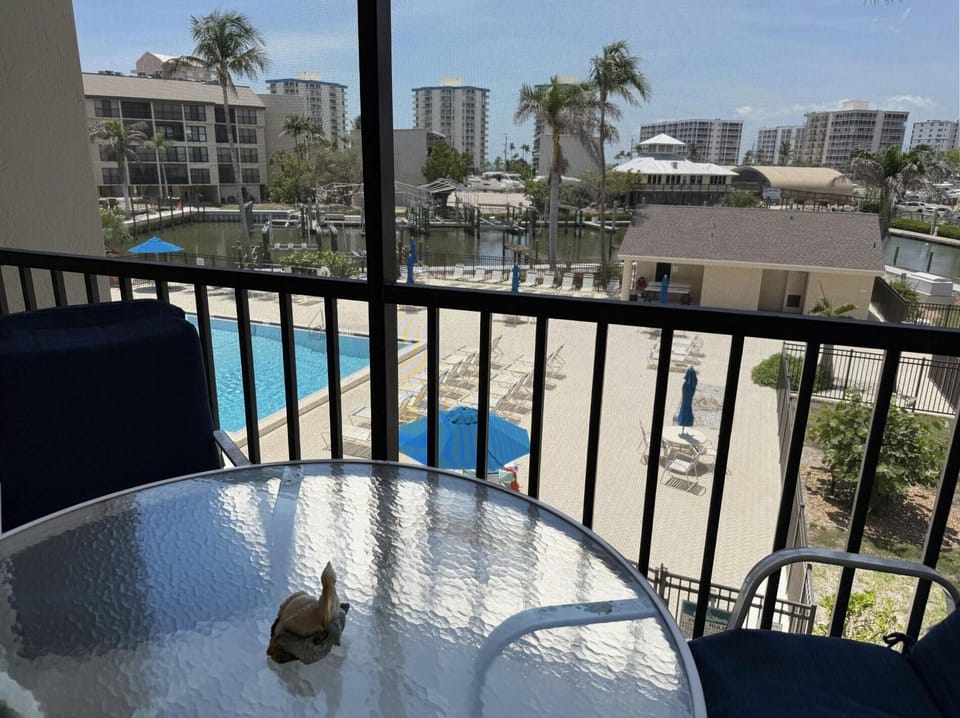 Santa Maria 2 bed/2ba Waterview Condo GCV3-007 (2985)