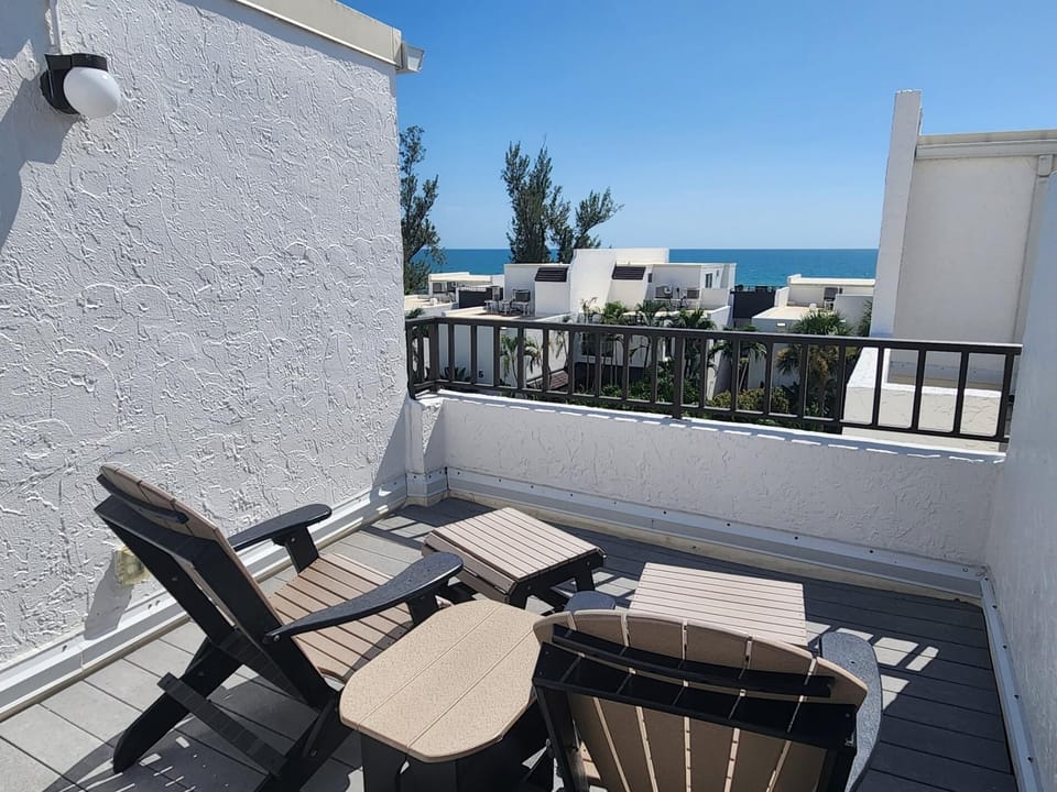 Rooftop Views & Gulf Vibes - Sunsets & Beach (4164)