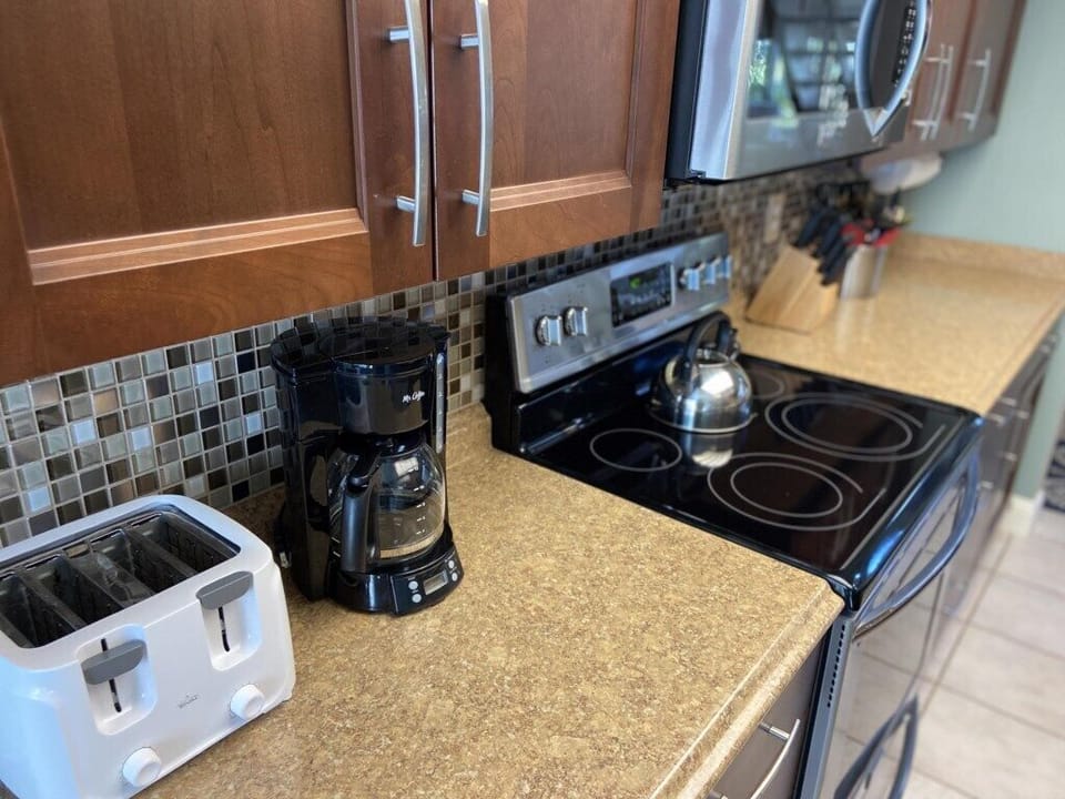 Tamarind 2BR+Loft - Bay Views & Sun Deck (1624)