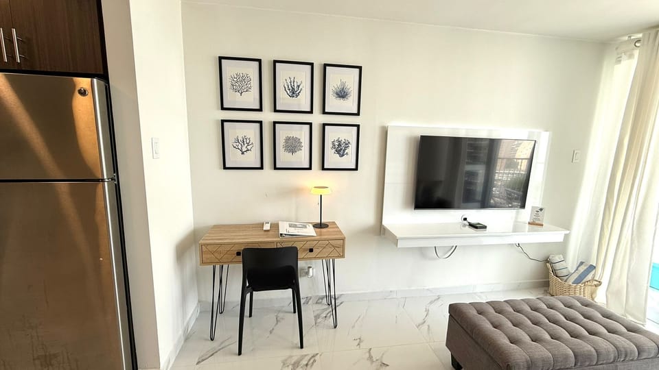 desk