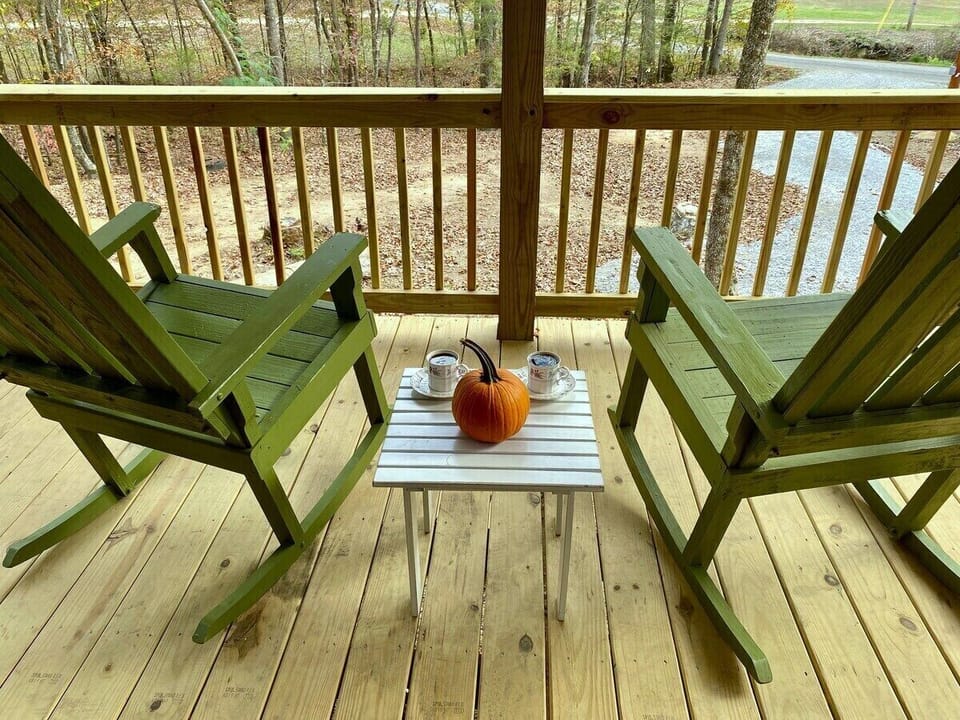 Sit and relax on the front porch while enjoying a cup of coffee or tea in our Amish rocking chairs. Cell phone booster makes text messaging and cell phone calls possible from this area, Wi-Fi calling also. 