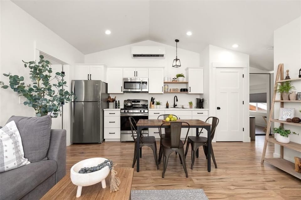 Main home upper level living area & kitchen (1)