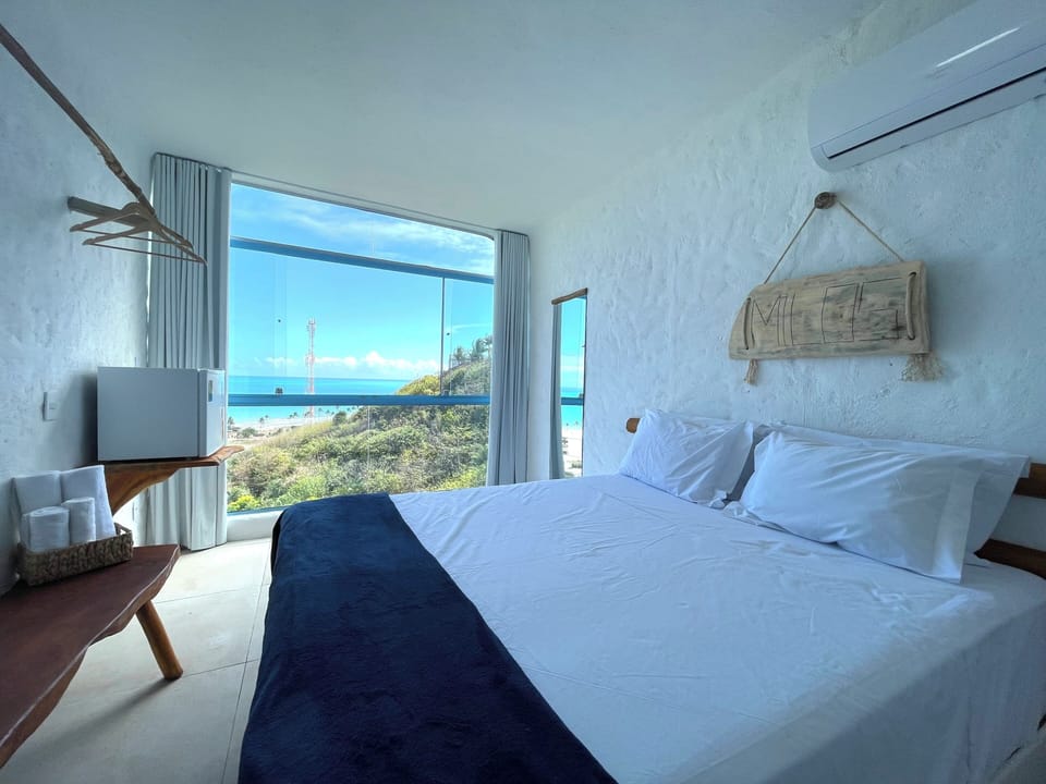 Superior Triple Room | Blackout drapes, free WiFi, bed sheets