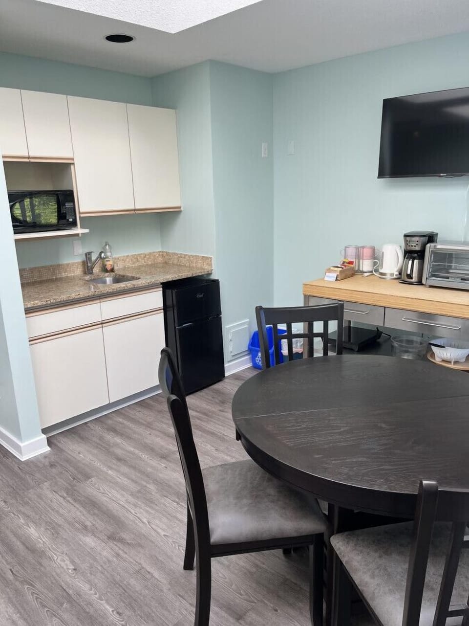 Kitchenette