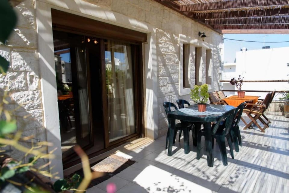 House | 4 bedrooms, Internet
