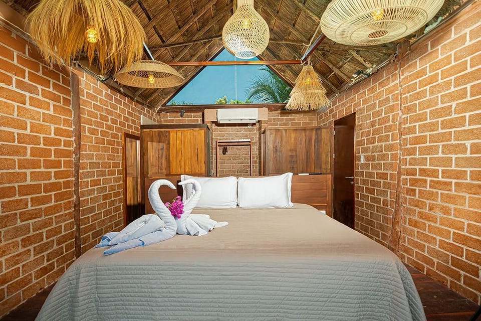 Cottage, 1 King Bed | 1 bedroom, blackout drapes, iron/ironing board, free WiFi