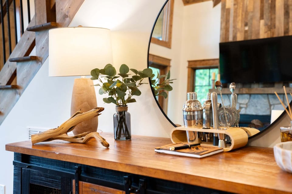 Custom furnishings and high-end finishes throughout this luxury mountain cabin