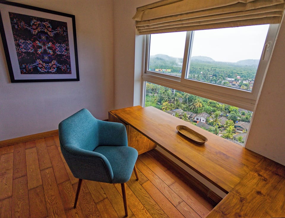 Stunning views for a relaxing work environment.