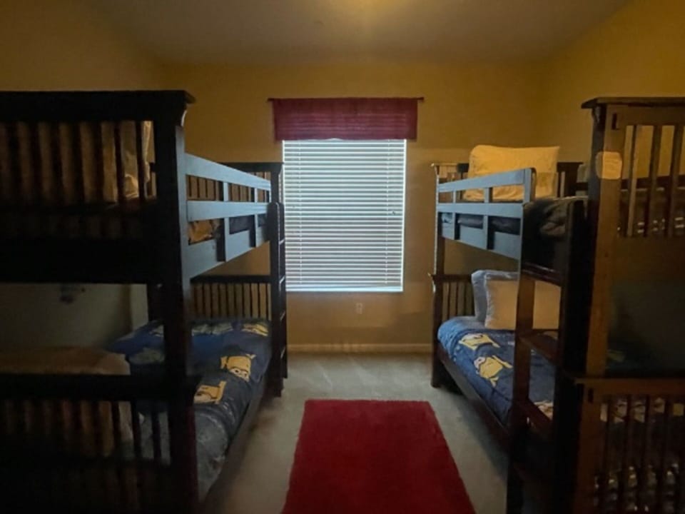 Two Twin/Twin Bunks Bedroom 2 (Angle)