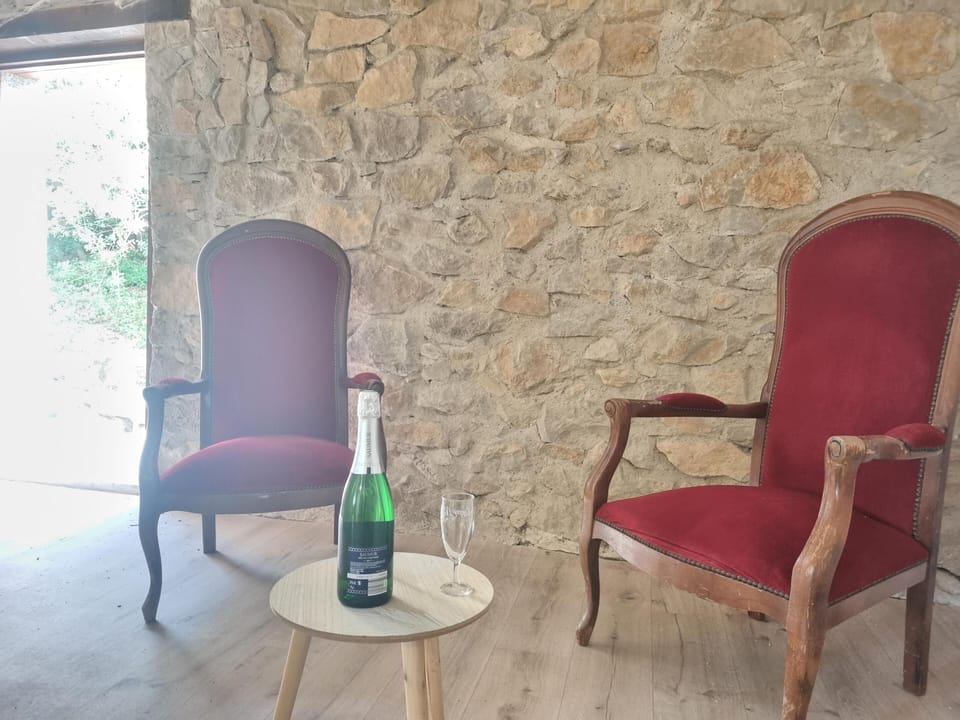Entrance / Reception