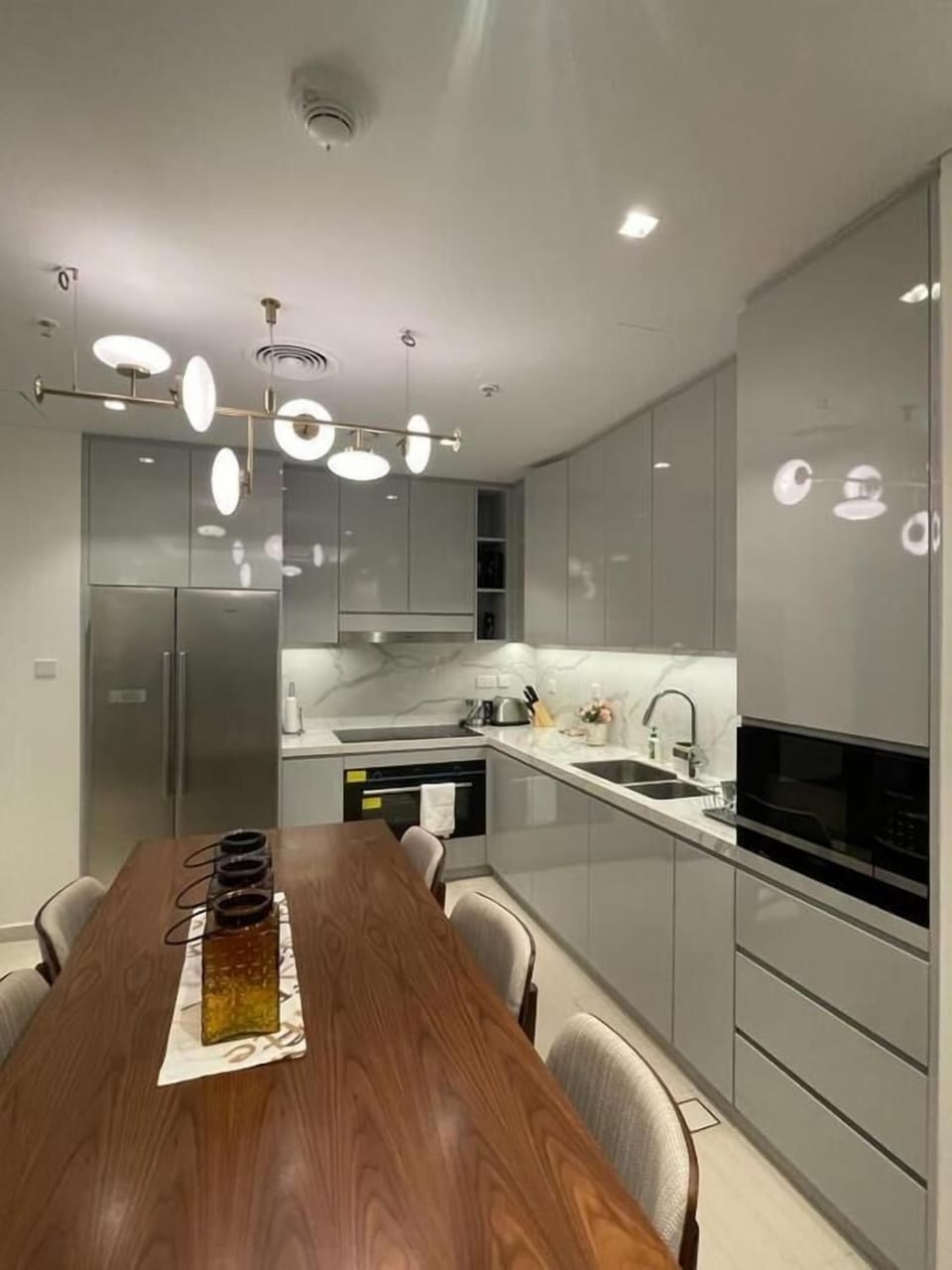 Luxury Apartment, 2 Bedrooms, Sea View | Private kitchen | Fridge, microwave, oven, stovetop