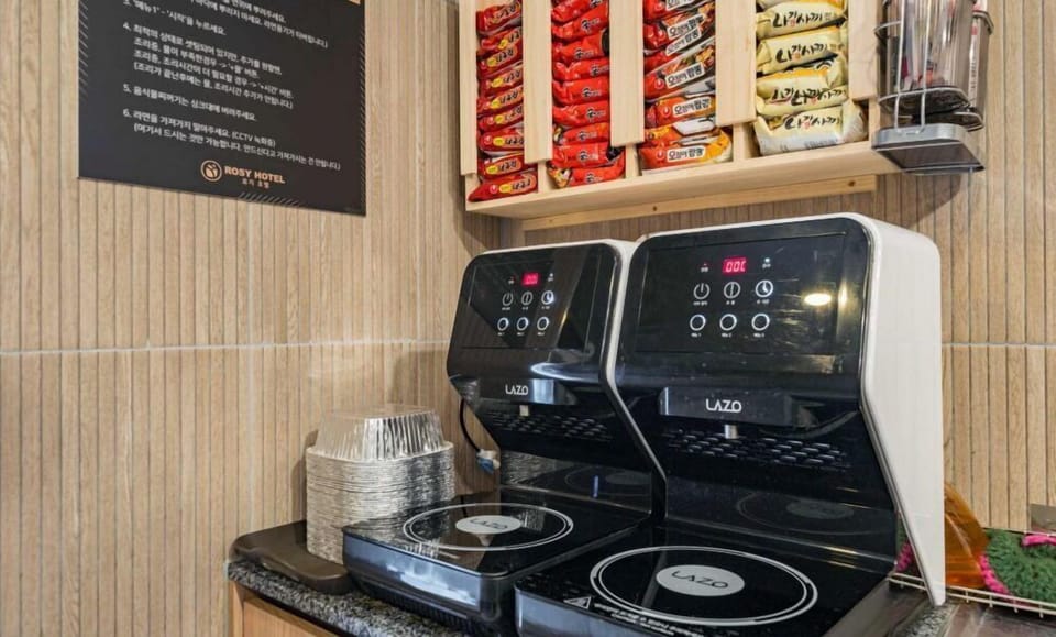 Free daily self-serve breakfast