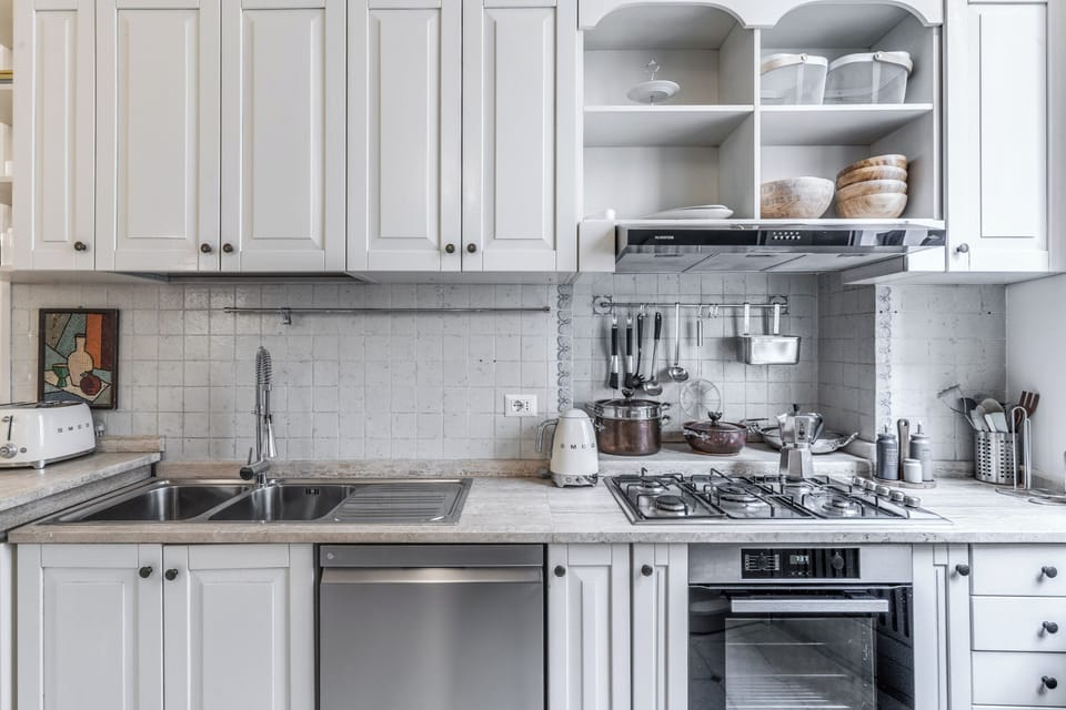 Elegant and high-end equipped kitchen