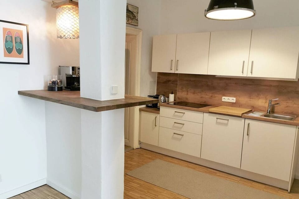 Apartment, City View | Private kitchen | Full-size fridge, microwave, oven, stovetop