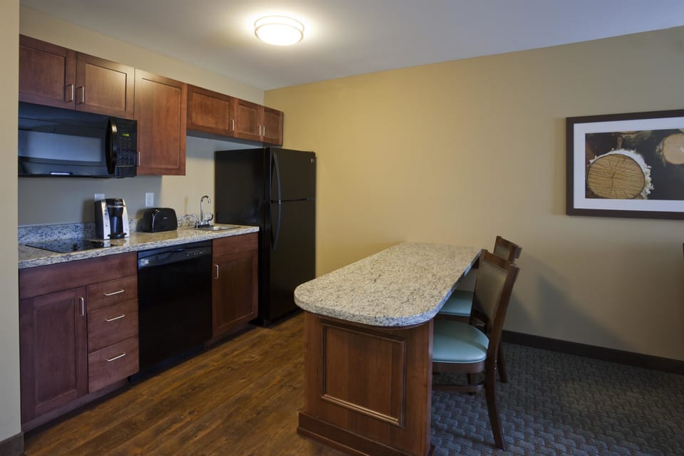 Suite, 1 Bedroom (King) | Room amenity