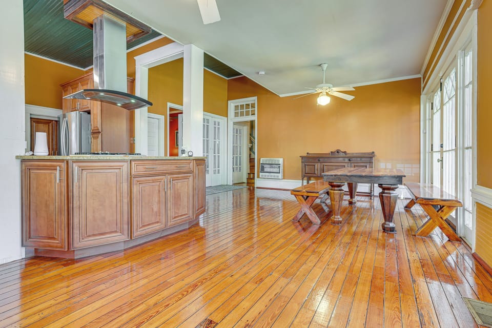 House (4 Bedrooms) | Interior