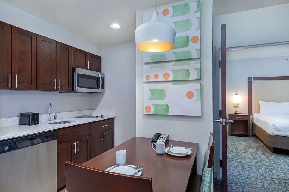 Suite, 1 King Bed with Sofa bed | 1 bedroom, premium bedding, desk, laptop workspace