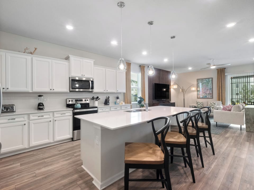 Full Size Kitchen with Basic Kitchen Starter Essentials with Blender, Coffee Maker, Tea Kettle and more!
