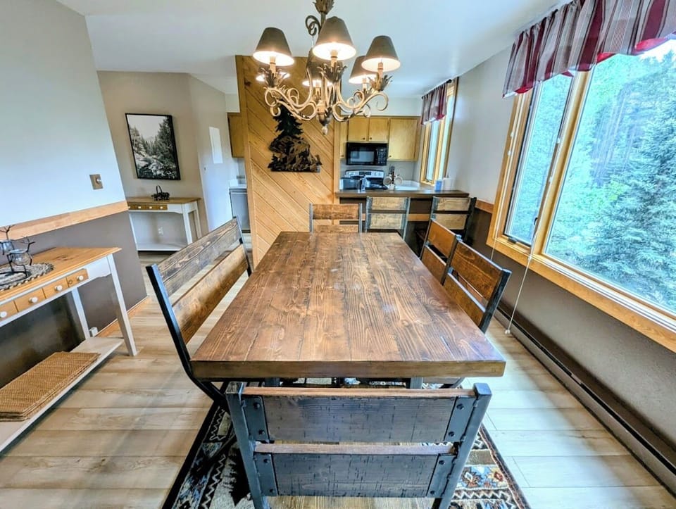Enjoy memorable family meals together