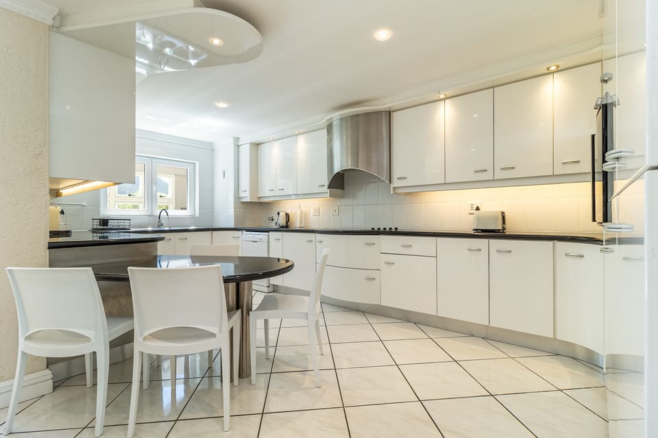 House | 3 bedrooms, Internet