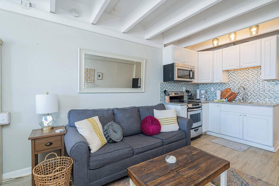 Studio condo with sofa sleeper, Smart TV, and queen bed